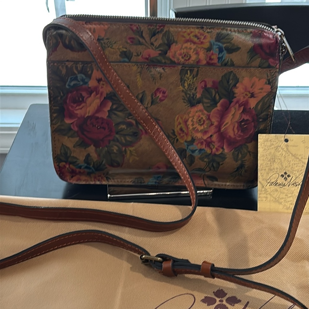 NWT Patricia Nash Vallata Crossbody Bag Vintage Victorian Floral Leather P891419 - Picture 5 of 15